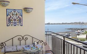 Apartment Tysandros
